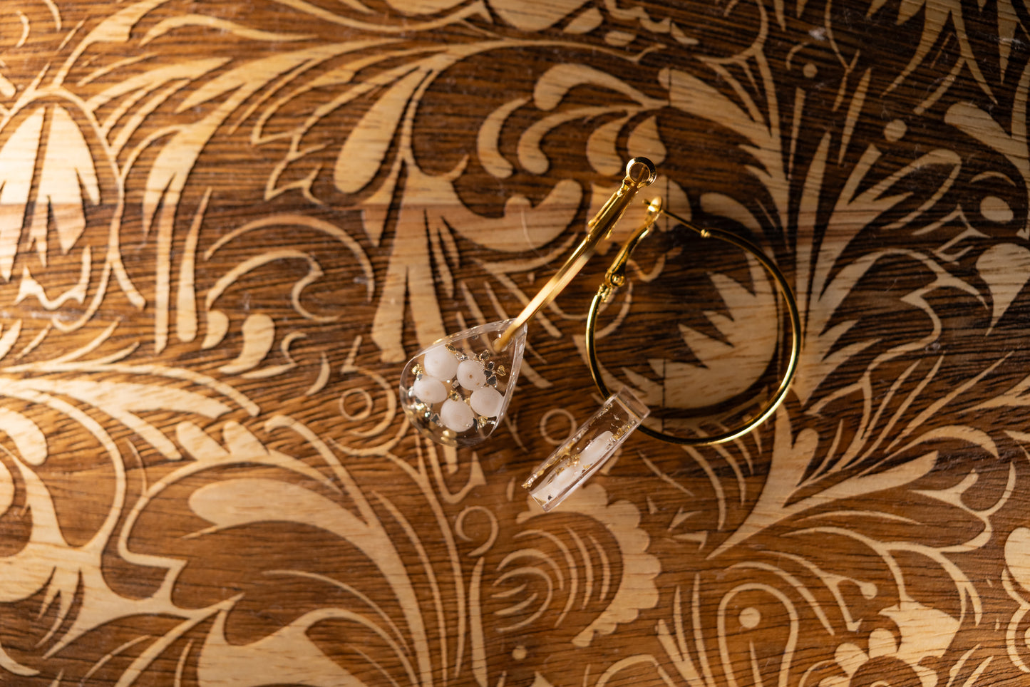 Puka Shell Resin Teardop Hoop