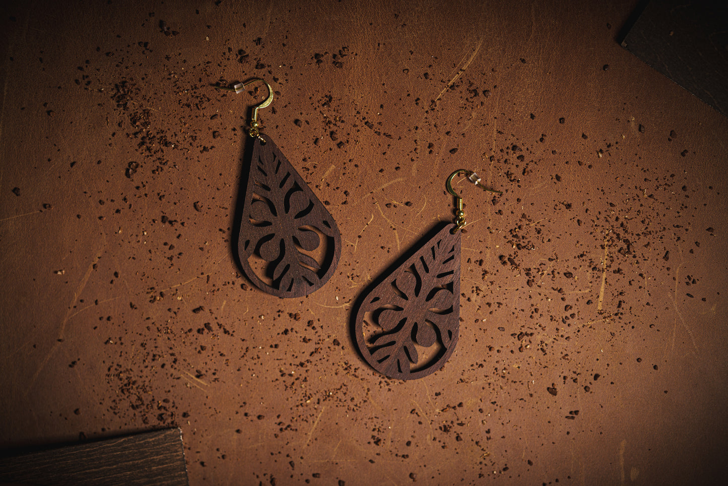 Ulu Tear Drop Earrings