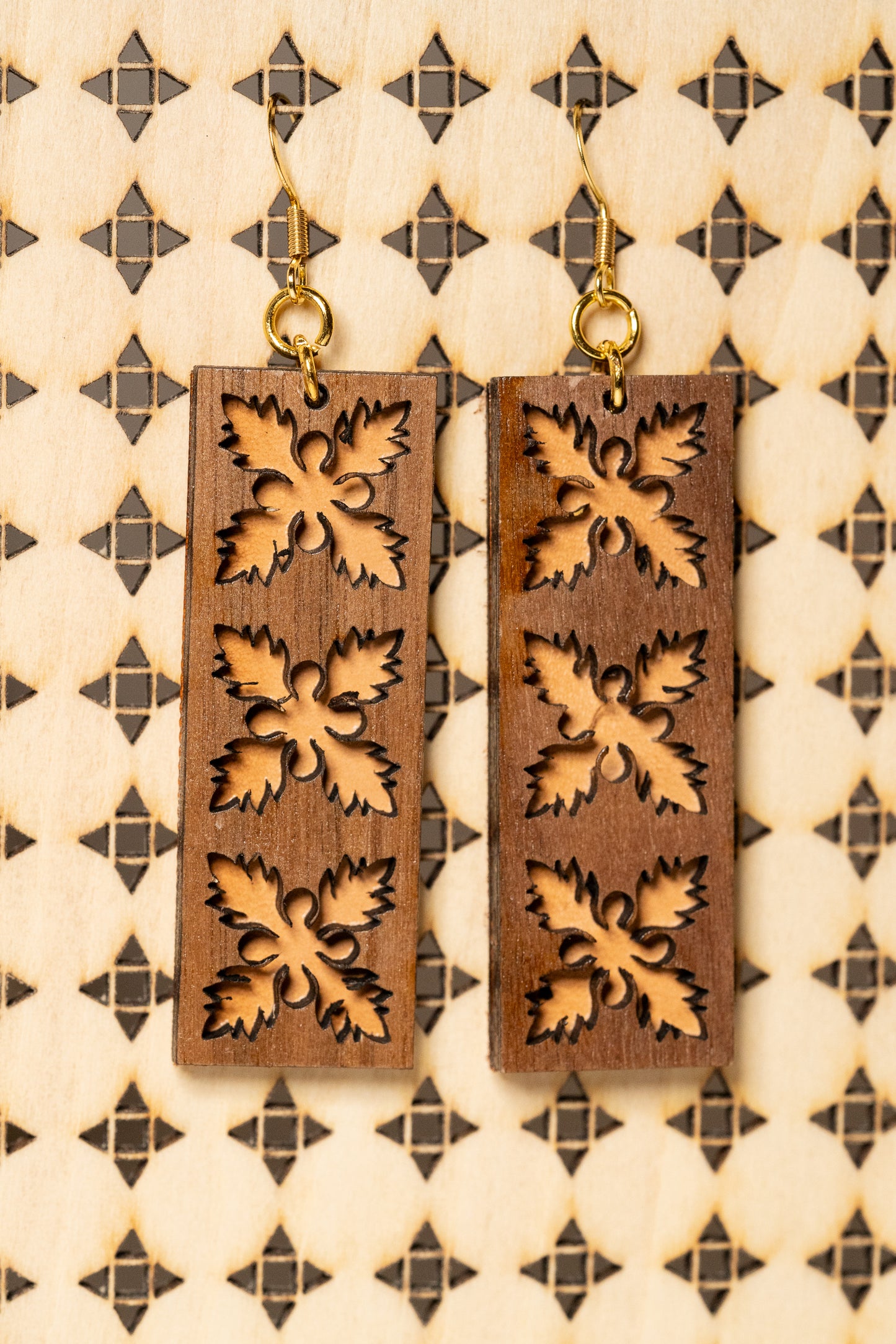 Ulu Quilt Bar Earrings